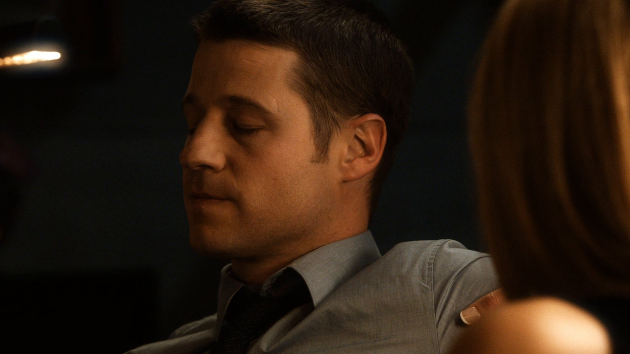 Gotham.S01E01.Le.regole.di.Gotham.1080p.BDRip.ITA.ENG.x264-BlackBit[screenshot 8]