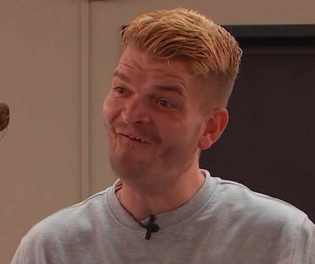 erik2gekkebeklach.png