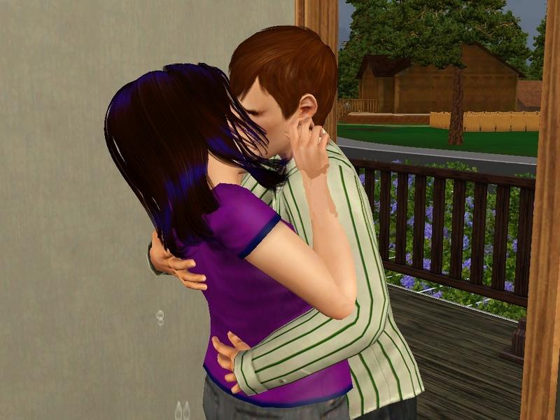 Sam_Emma_first_kiss_12.jpg