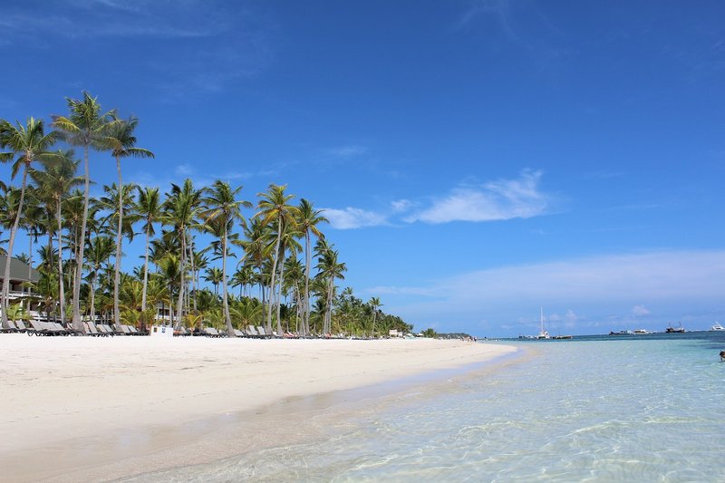 Descubre las mejores actividades para unas vacaciones tropicales en Punta Cana Playa-punta-cana
