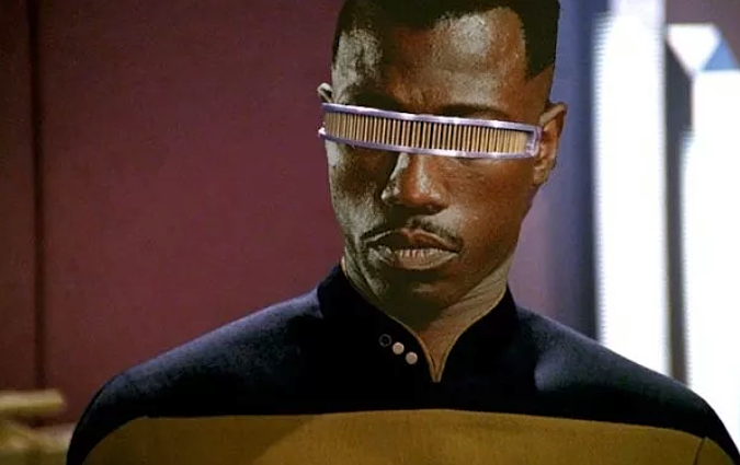 STAR-TREK-WESLEY-SNIPES-FOTOR.png