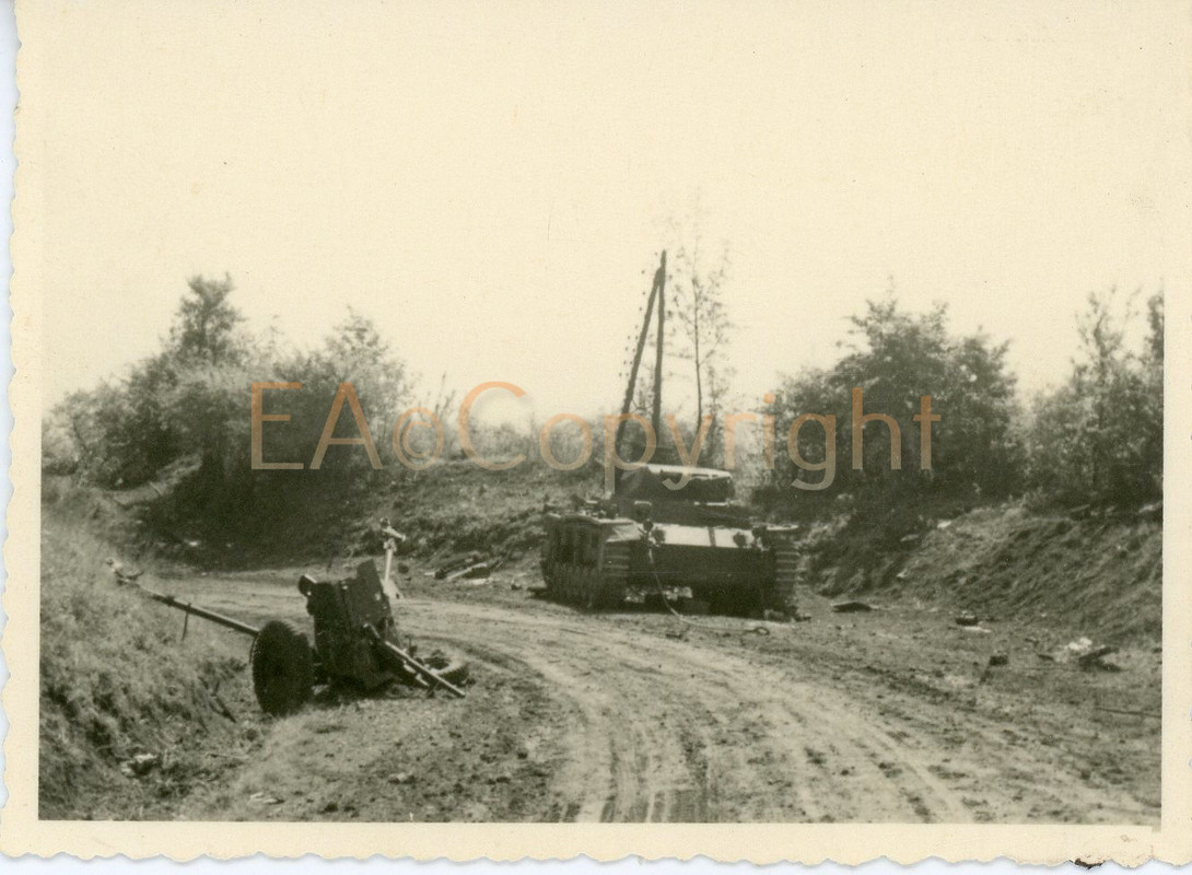 Panzer Tank III Russland PAK Geschütz Kämpfe Fot