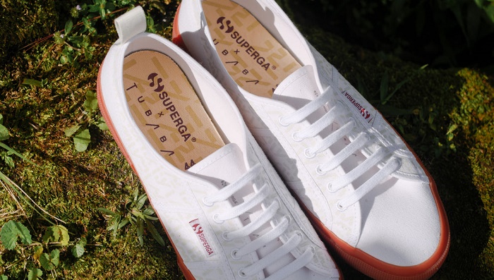 Superga X Tubaba ialah Superga 2750 Cotton Print, menonjolkan desain yang timeless, namun masih menampilkan motif print logo Kabupaten Tubaba pada bagian atasnya.