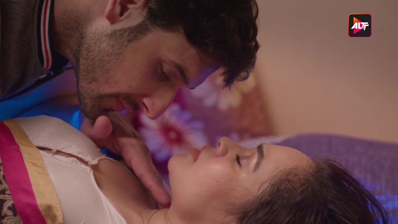 vlcsnap-2025-03-21-03h02m02s302