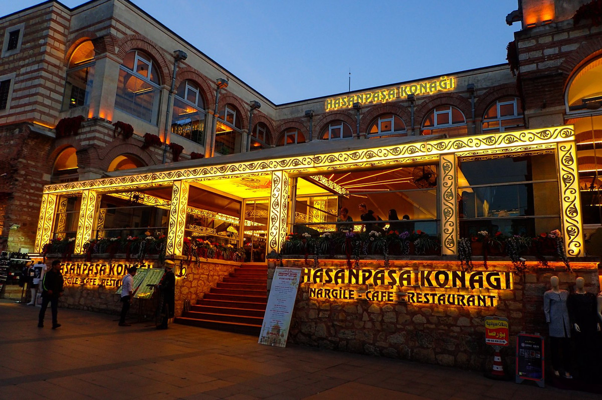 yello-hongkong-restaurant.jpg