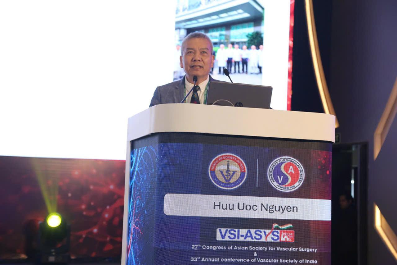 PGS.TS.BS Nguyễn Hữu Ước và các chuyên gia VNVDA chủ tọa, báo cáo khoa học tại ASVS 2026