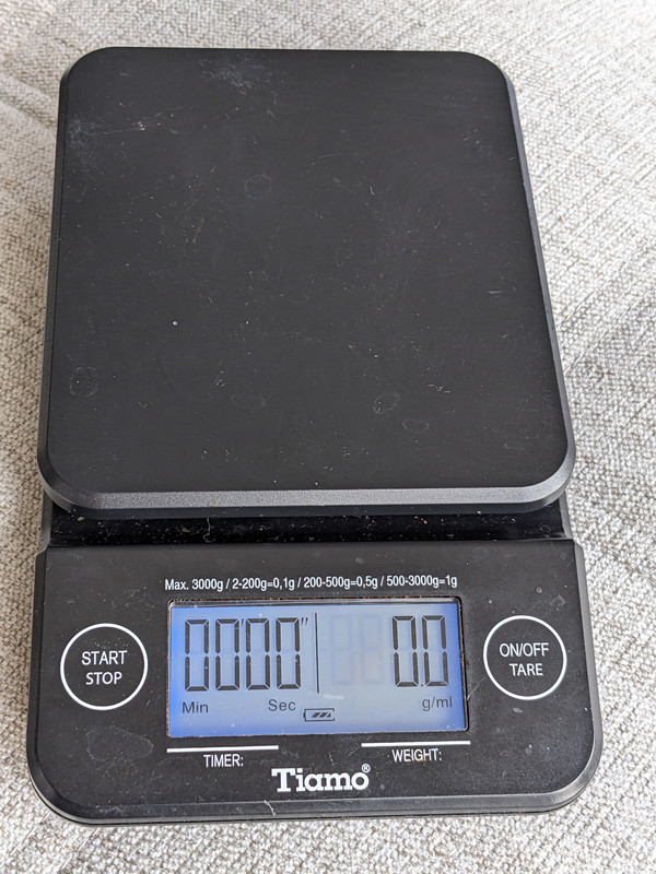 A272D1AF-1596-4048-9AFB-87F8ED7B0866