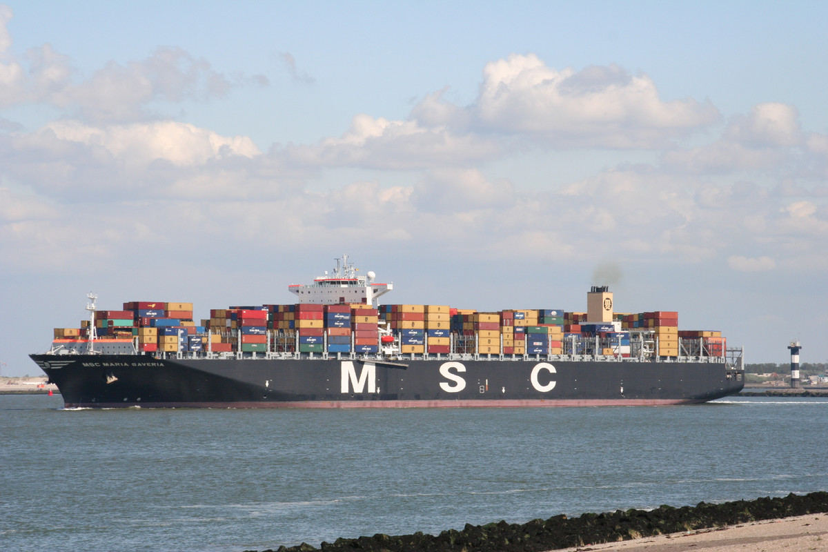 MSC Maria Saviria@Maasmond13052012hp (4)