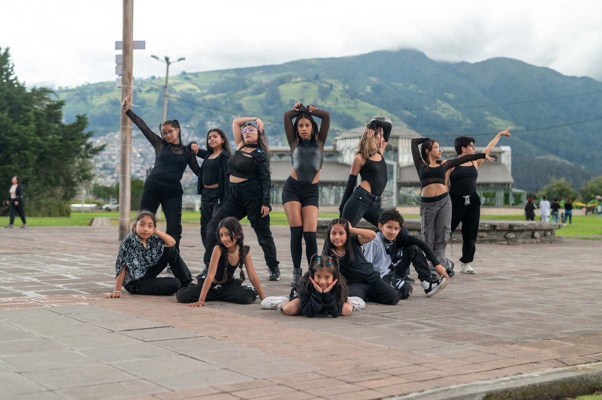 Foto de grupo Satu Dance