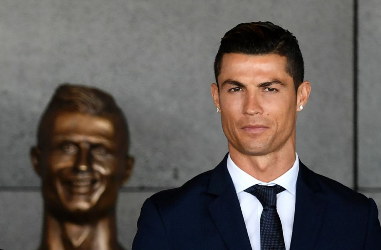 835171F4-87D7-4D6F-8ADF-04CA0C42732C