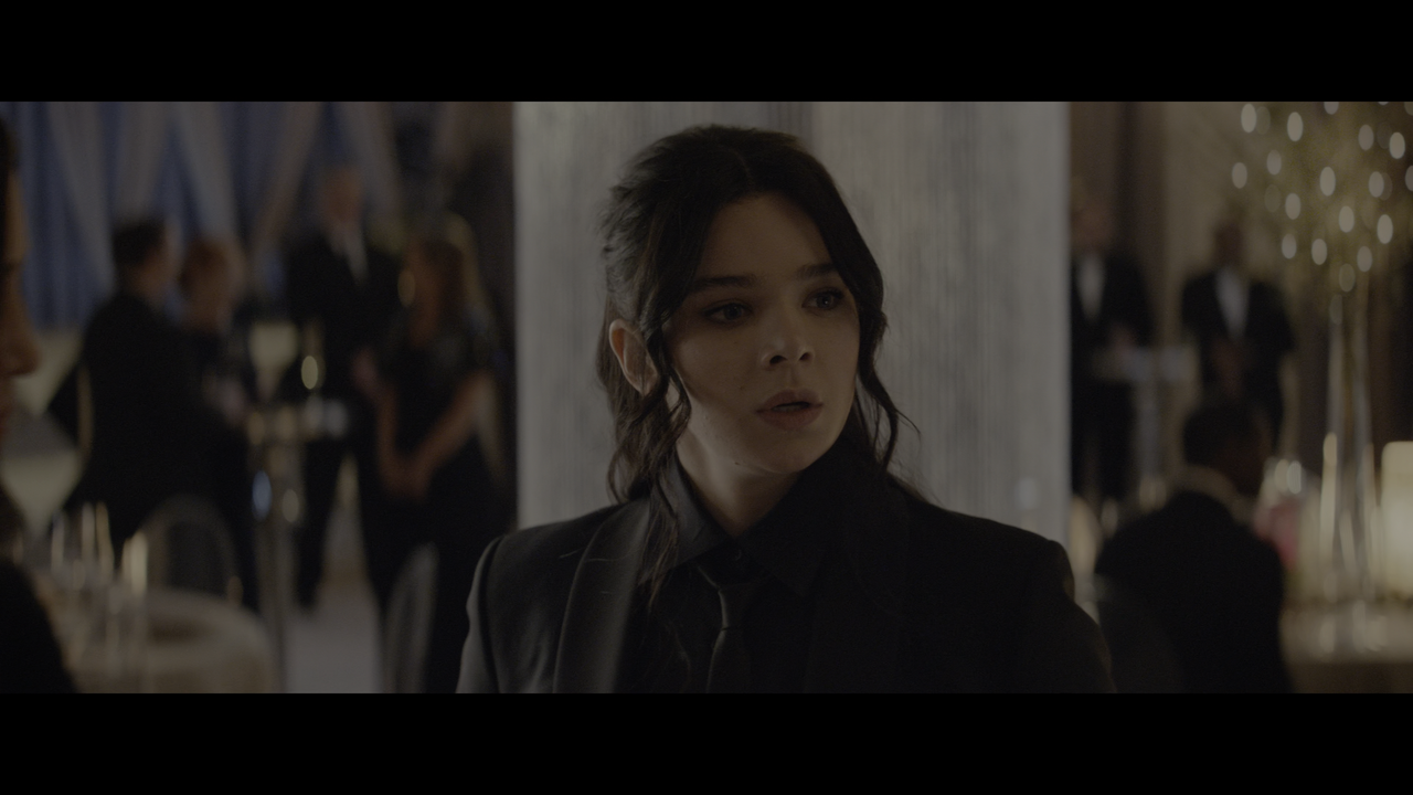 Hawkeye.2021.S01E01.Mai.incontrare.i.propri.eroi.iTALiAN.MULTi.2160p.WEB.HDR.HEVC-MeM.GP.mkv_snapsho