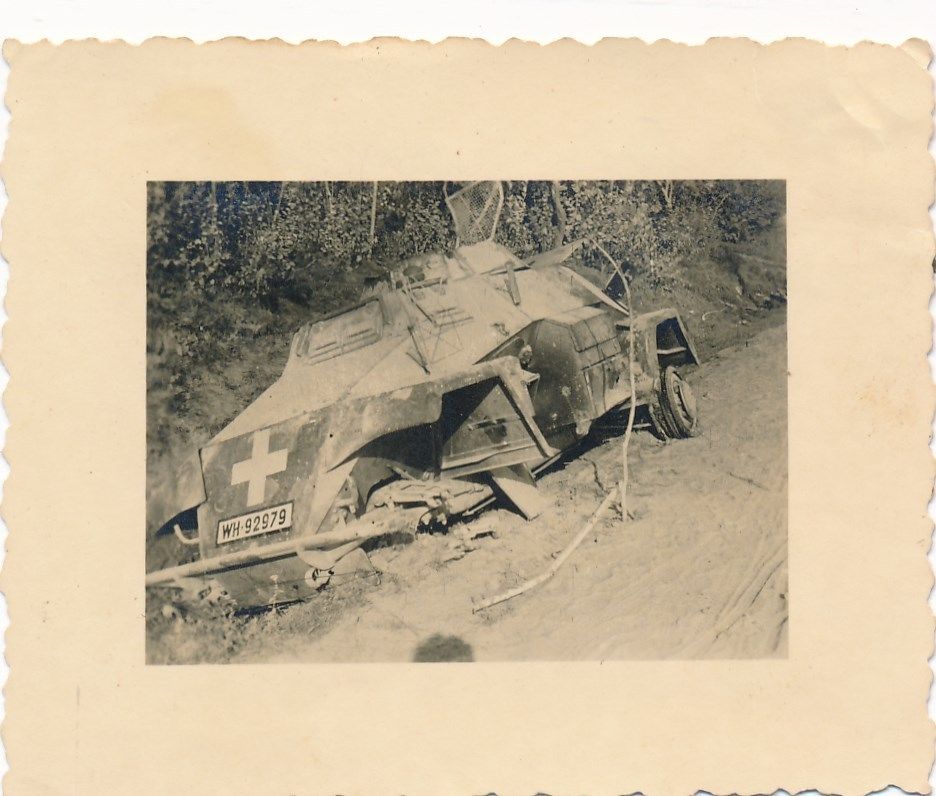 original Foto Deutsches Rot Kreuz Panzerspähwage