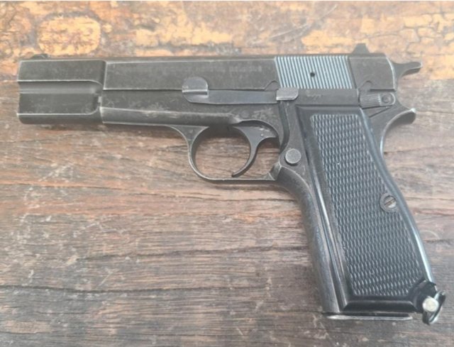 Screenshot 2022-08-23 at 17-44-57 FN HIGH POWER 1990 - Semi Auto Pistols at GunBroker.com 943437148