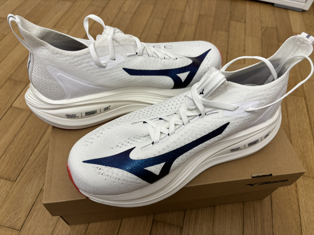 6F0C7B6B-570D-45CB-8794-5DBBB3492F6B