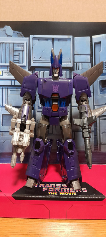 Generations-Selects-Cyclonus-04