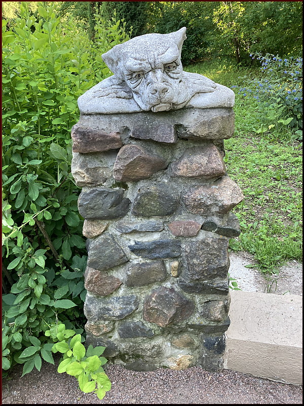 https://i.postimg.cc/25SKv3SY/155.jpg