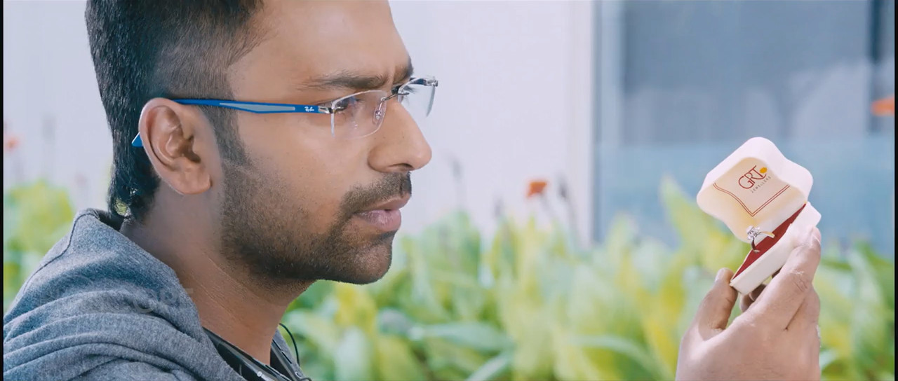 Koditta Idangalai Nirappuga 2017 WebRip [Tamil] 480p 720p Screenshot