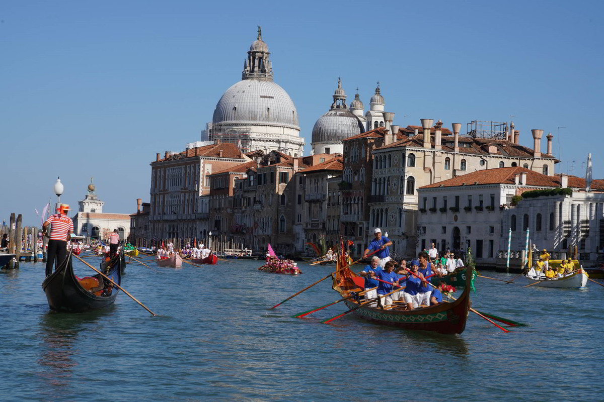 Regata Storica 2022 al via: domenica la grande festa del remo in Canal Grande a Venezia 2 regata storica 2022 festa remo canal grande venezia foto