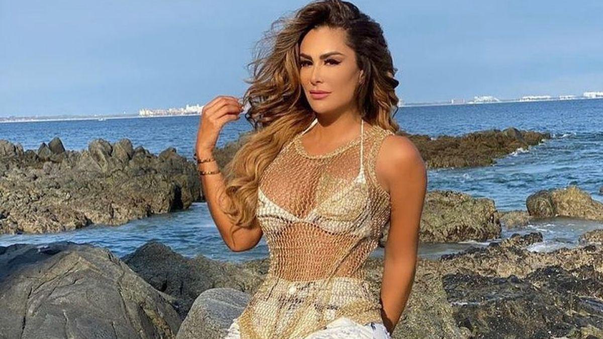 Ninel Conde presume otro hermoso bikini mientras sigue disfrutando del verano