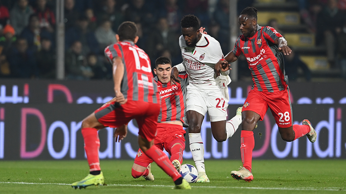 AC Milan vs Cremonese, 01h45 ngày 24/08