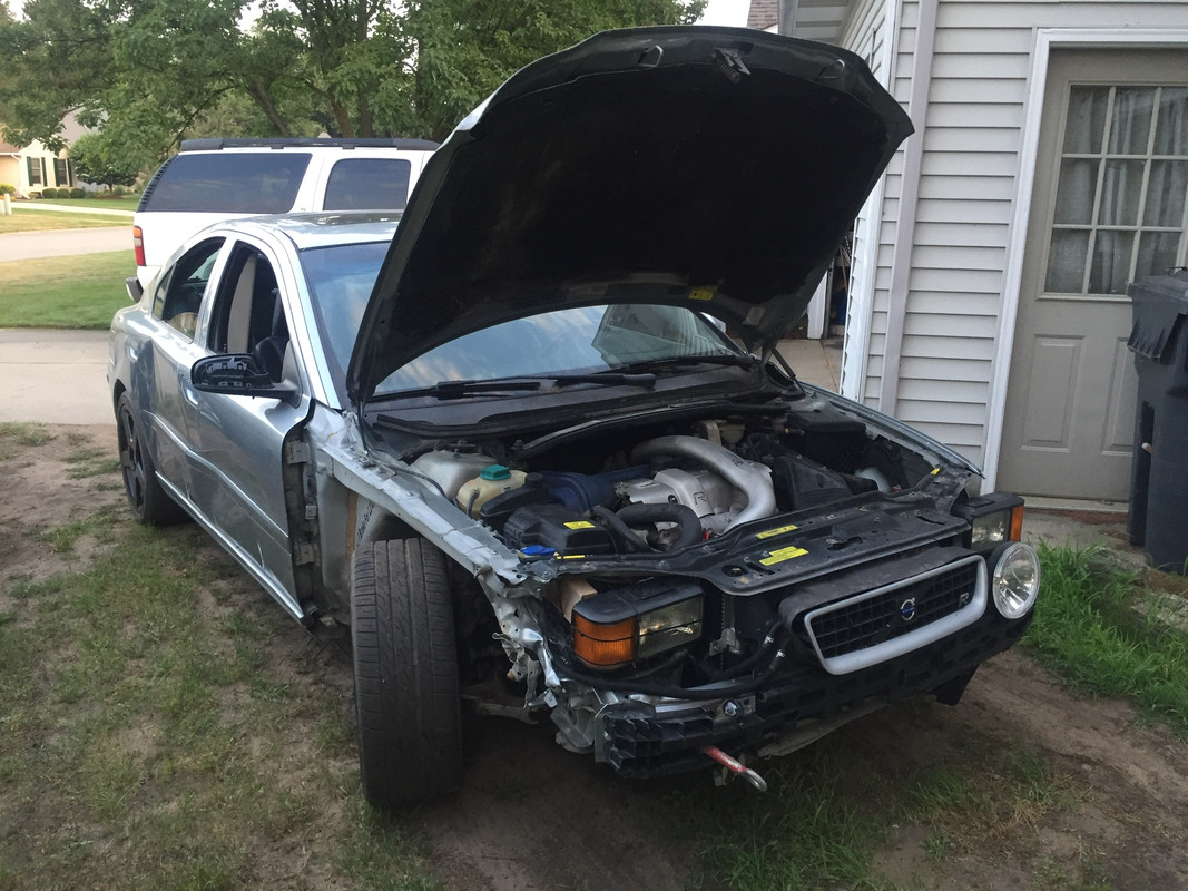 0DDE1555-3660-43F6-AD7E-E8CFD20F8556