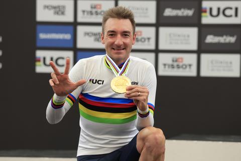Elia-Viviani.jpg