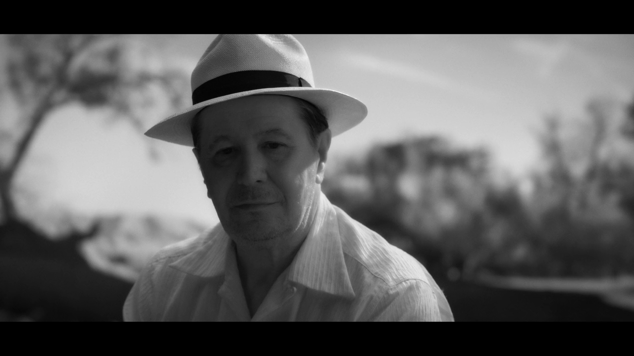 Mank.ITA.ENG.2020.1080p.WEB.H264-MeM.mkv_snapshot_01.42.21_[2020.12.11_19.17.17]