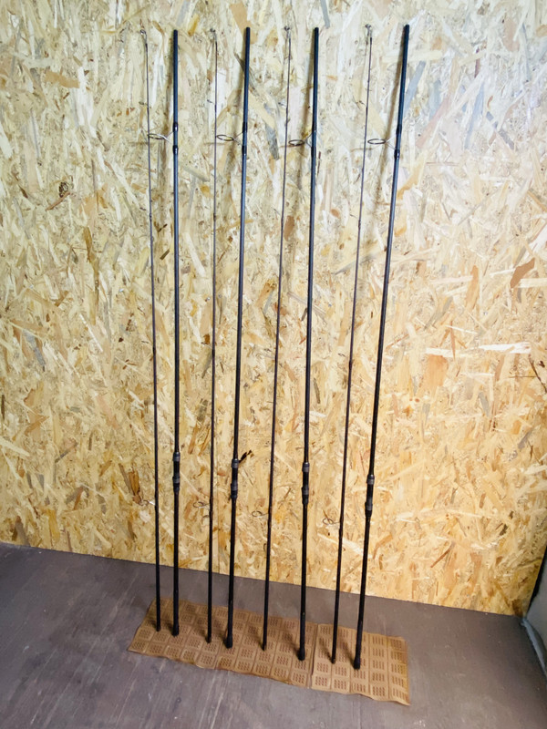 5648C8DB-33D8-4A98-8985-376A8067D89C