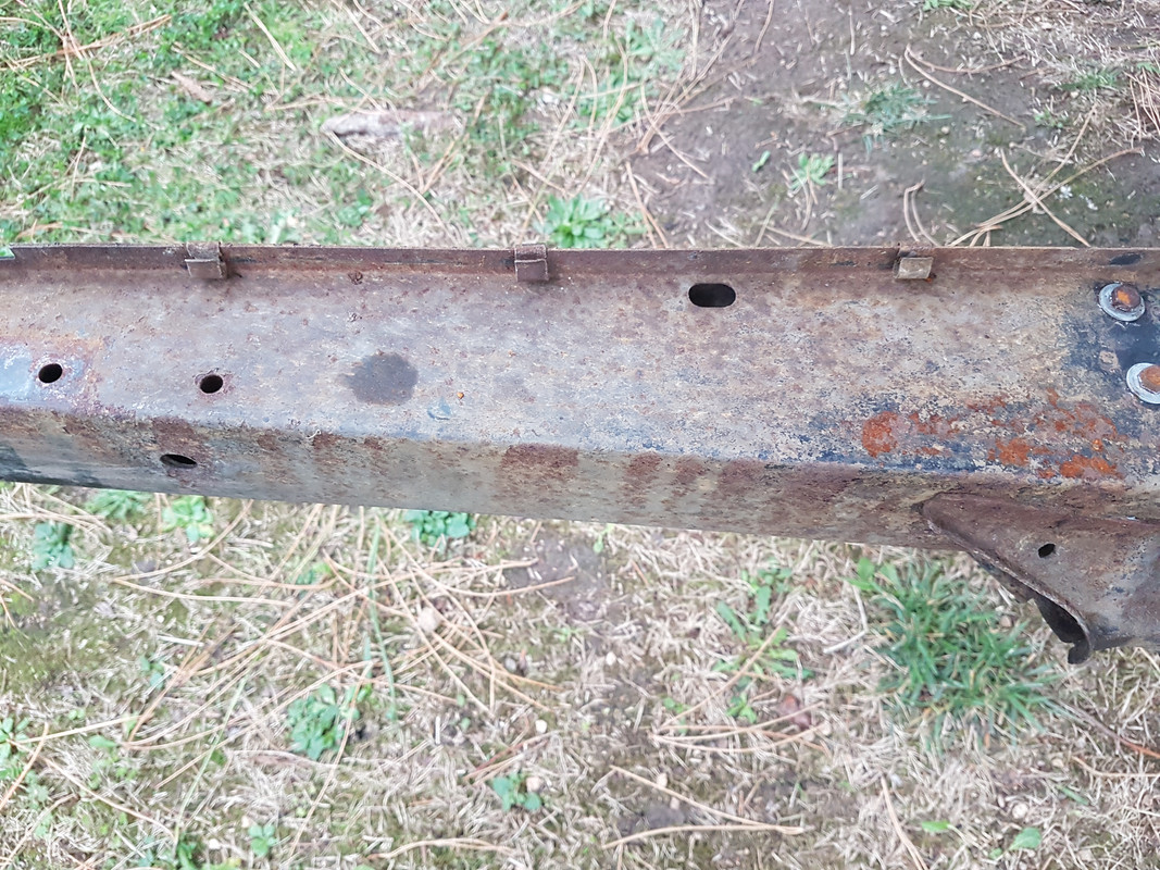 Brancard clips jauge essence (1)