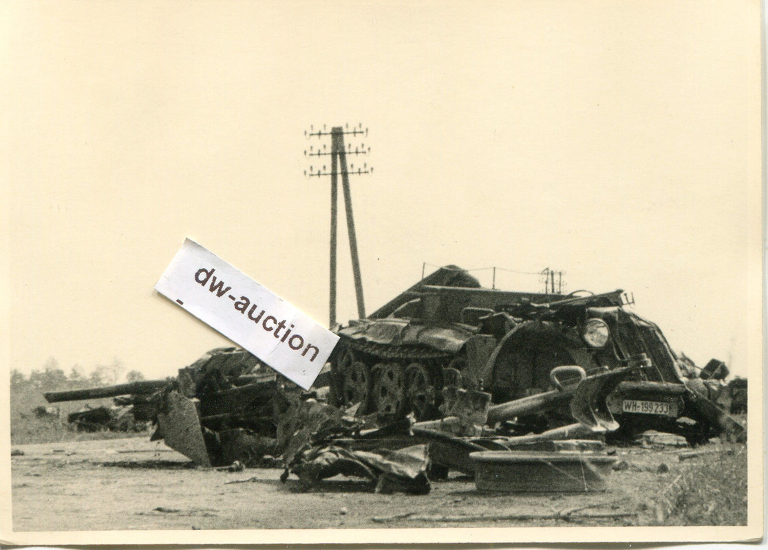 20 Panzer Div. , zerstörtes SdKfz mit Flakaufbau