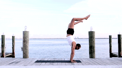 Handstand Scorpion Pose / taraksvasana (Advance level-IGIYS)