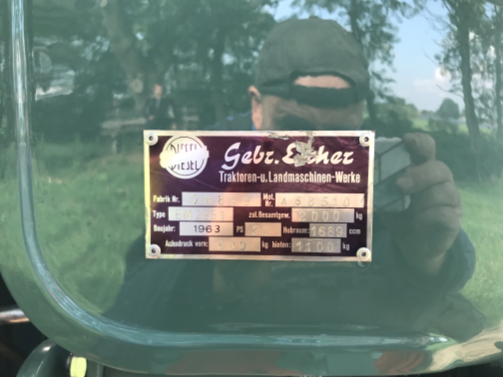 5AB287E5-340F-49D6-B08E-3854D7BF1908