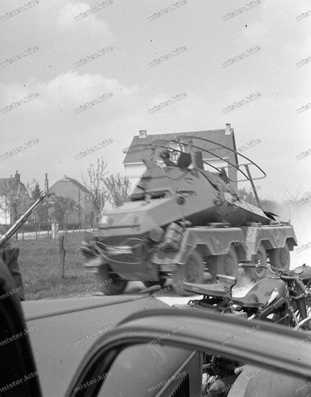 -spähwagen-Panzergruppe-Kleist-Feldgendarmerie-s