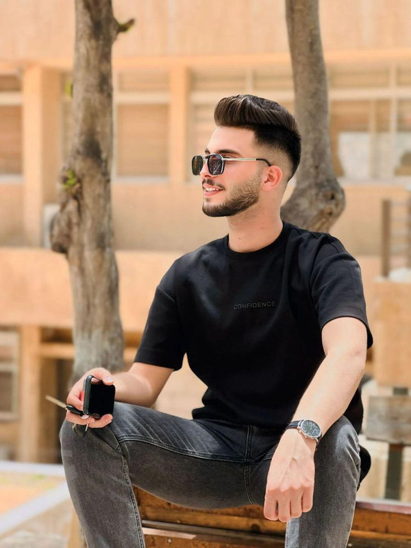 وێنەی ئەحمەد سدیق