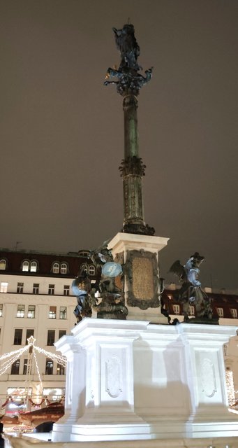 Viena - Bratislava - Praga, Navidad 2024 - Blogs de Europa Central - Mercados Navideños de Viena y Catedral (34)