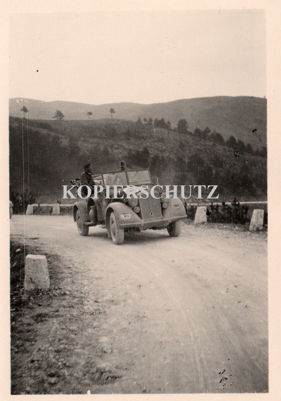 Balkan Serbien vor Višegrad Panzer Reg.10 Technik Jeep Pkw Sdkfz