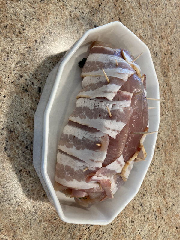 4F53B03D-02B6-46A3-B531-FE795233F338