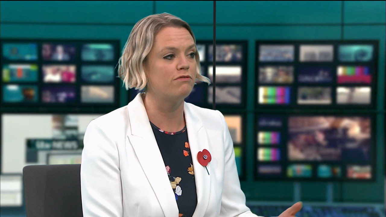 ITV Evening News_20201024_18451855.ts_snapshot_04.48.491