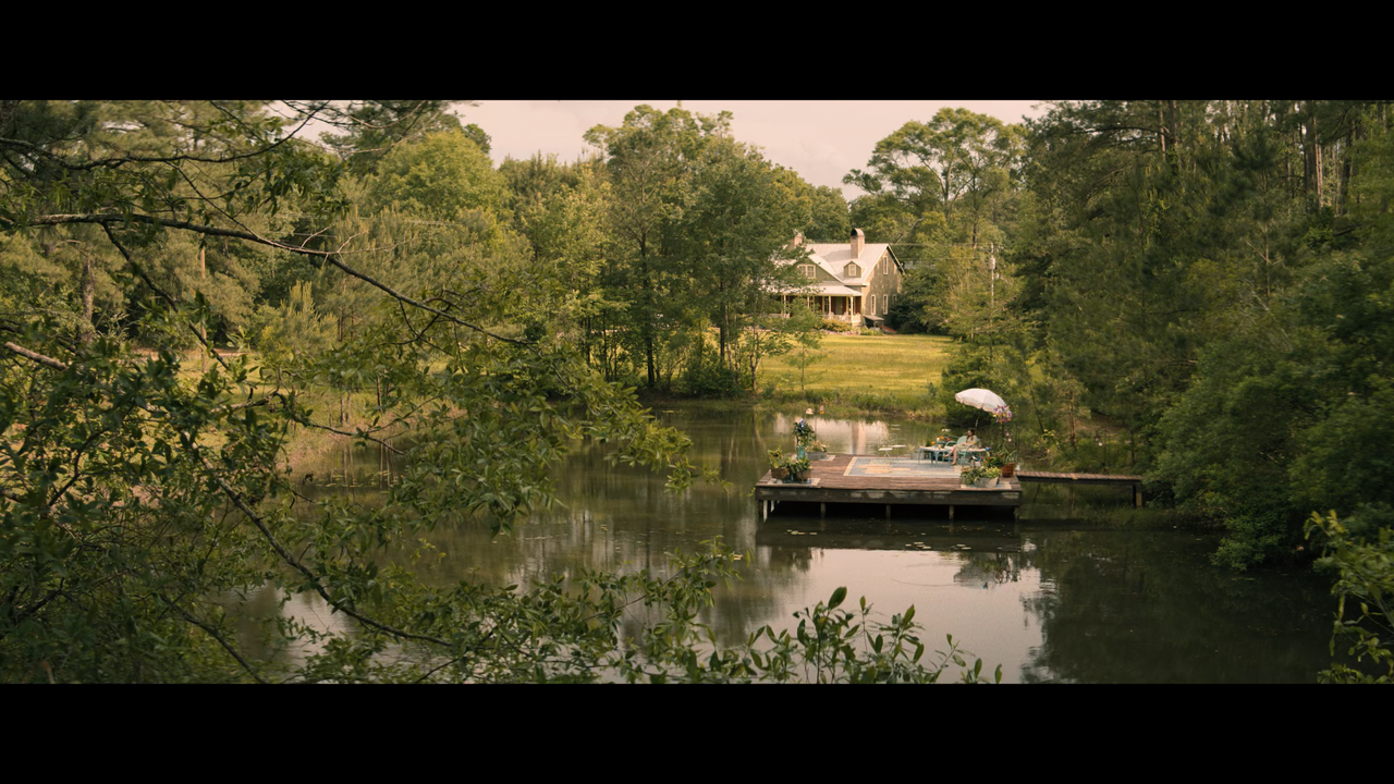 No.One.Will.Save.You.2023.2160p.WEB.SDR.HEVC-Нечипорук.mkv_snapshot_00.05.28.000