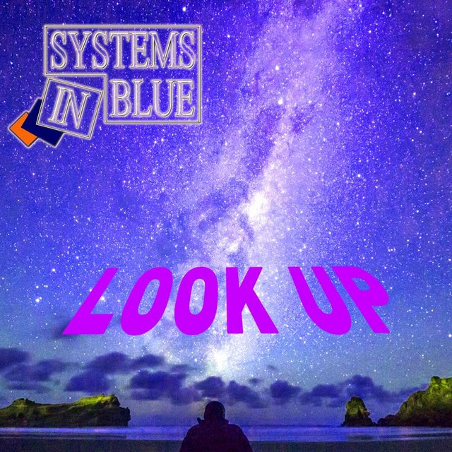 [Obrazek: 00-systems-in-blue-look-up-web-2022-idc.jpg]