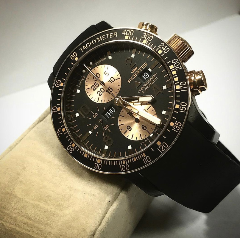 ADA30F83-AFC3-44F3-B1DC-475E28B2C446