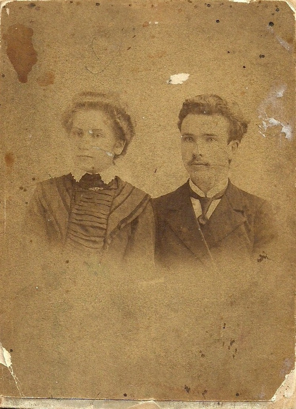 02. Фёдор голованов с женой.