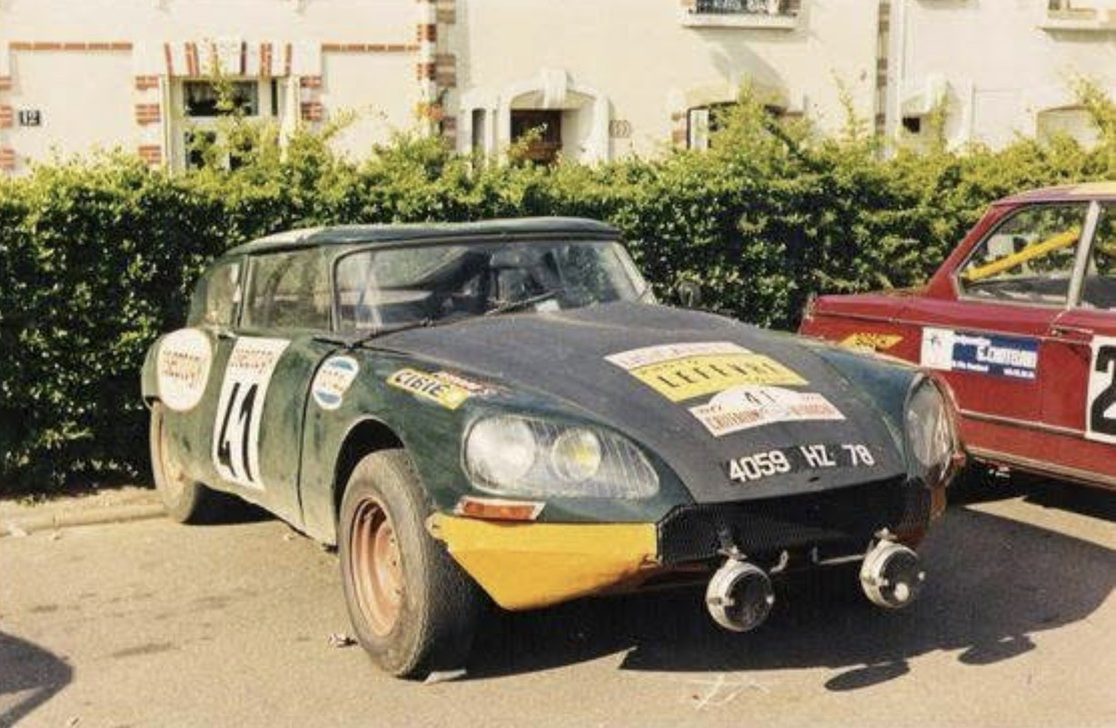 FF0EA659-1921-4EBC-84E6-00EE863CB0D3