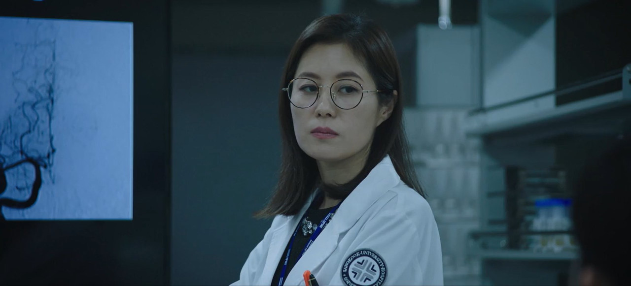 Life (2018) Season 1 [Hindi + Korean] WebRip 480p, 720p ESub - Complete Screenshot