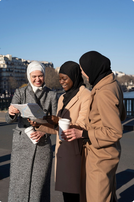 C:\Users\lenovo\Pictures\Saved Pictures\muslim woman\Screenshot_29-10-2025_91423_it.freepik.com.jpeg