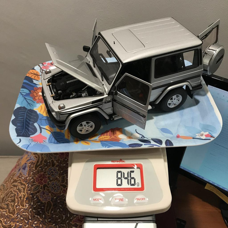 ゲレンデ　1/18Mercedes-Benz G500 AUTOart 1/18 メルセデス・ベンツ G500 4X4 （シルバー） 76318