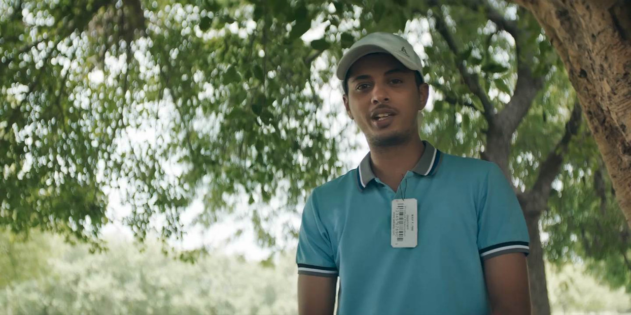 Slum Golf (2023) Season 1 [Hindi] WebRip 480p, 720p ESub - Complete Screenshot