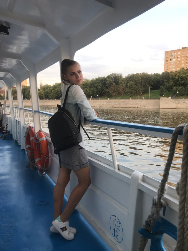 214F396A-4318-498F-8A23-BCD4CA8AFCFF