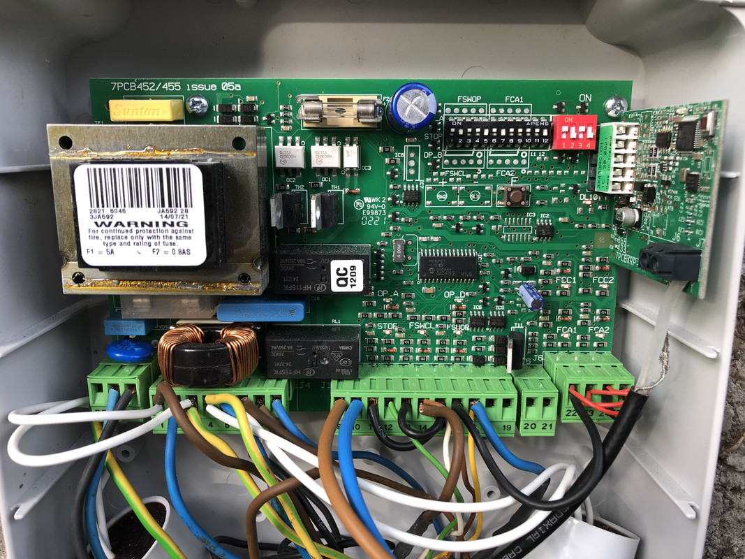 5248CE9E-ED21-459B-BB6D-4DE30FFBFB93