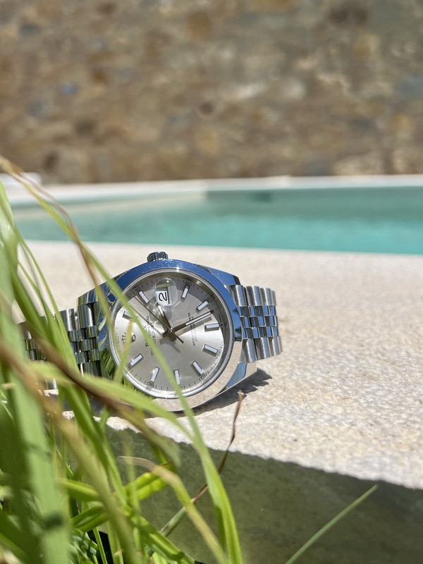 2EBB2260-8091-412B-BF1D-84A68093A360